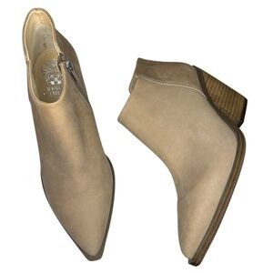 VINCE CAMUTO Geeanne Nubuck Leather Western Booties heeled boots shoes womens 8W